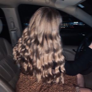 Meet your Posher, Julia